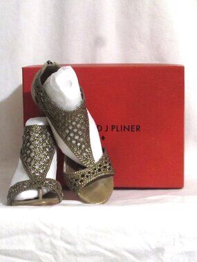 NEW Ladies DONALD  J. PLINER Gold Leather Sandals Heels Shoes 8.5 M Orig $248